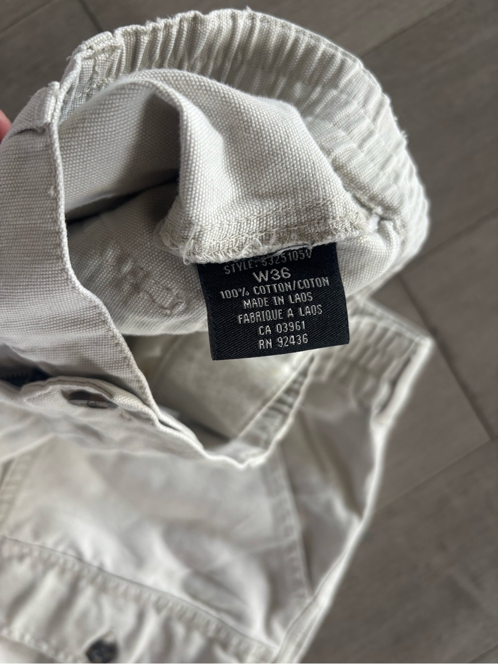 Light Cream Men's Cargo Shorts with Utility Pockets - Picture 7 of 10